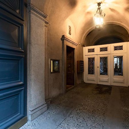 Monte Napoleone Split-Level Terrace Apartment - Top Collection Milan Luaran gambar