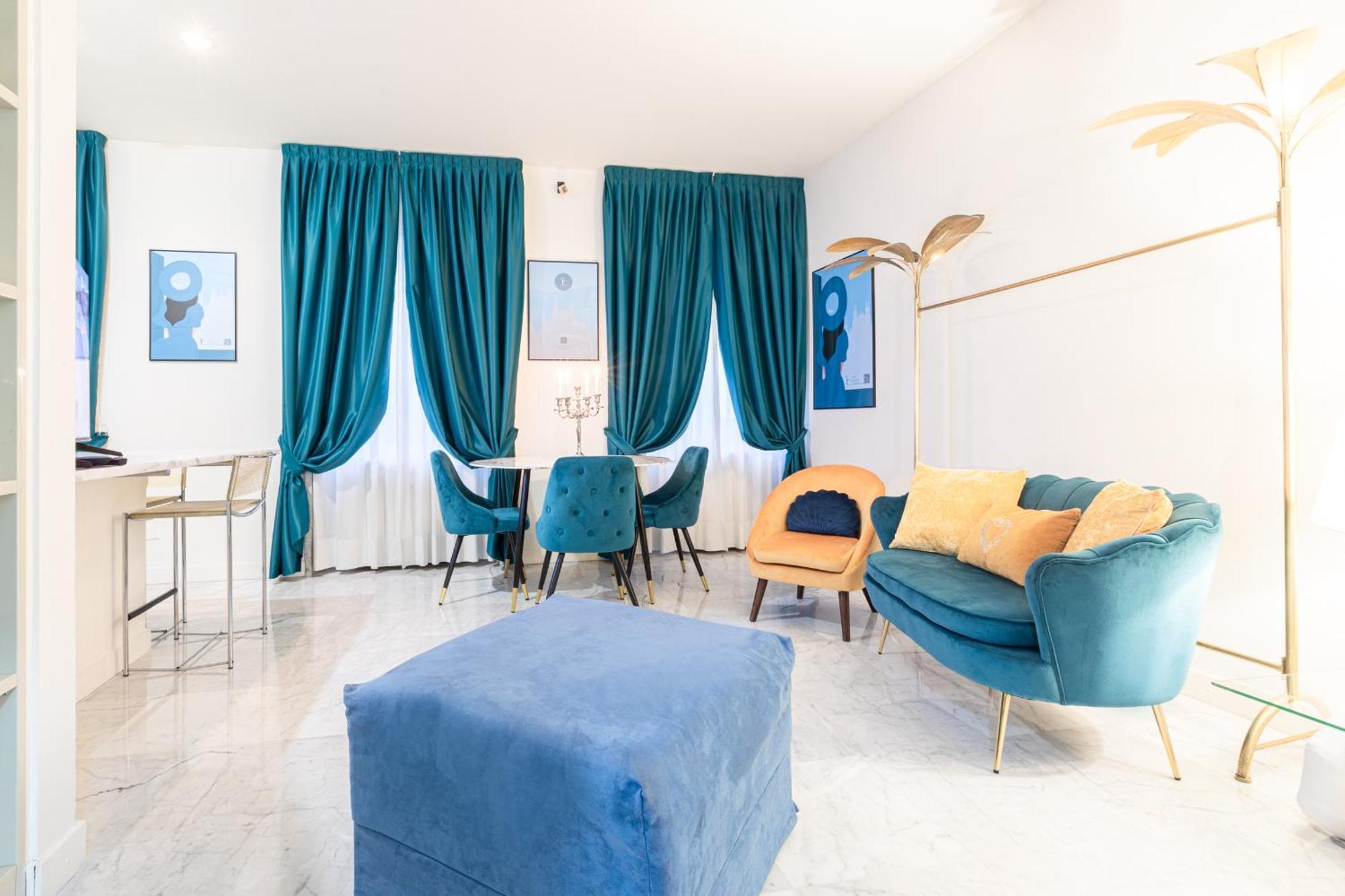 Monte Napoleone Split-Level Terrace Apartment - Top Collection Milan Luaran gambar