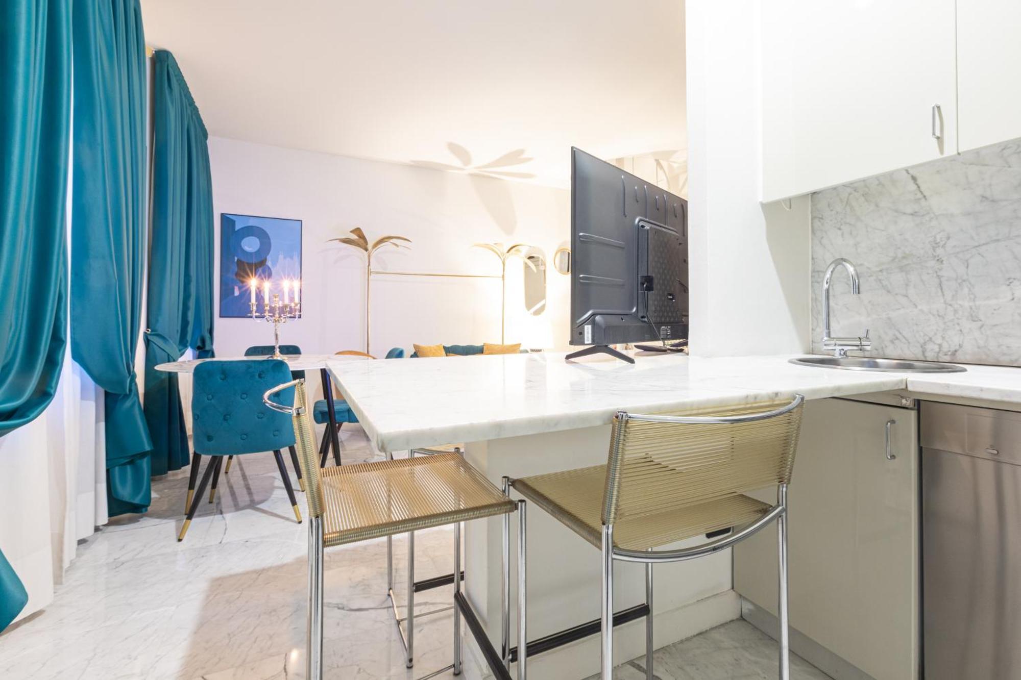 Monte Napoleone Split-Level Terrace Apartment - Top Collection Milan Luaran gambar